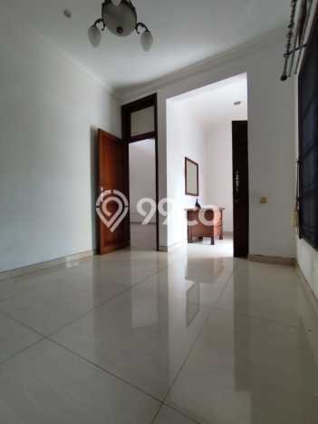 Disewakan! Rumah 5 Kamar Tidur &
3 Kamar Mandi di Serpong Villa Melati Mas, Tangerang Selatan Disewakan! Rumah 5 Kamar Tidur &
3 Kamar Mandi di Serpong Villa Melati Mas, Tangerang Selatan
