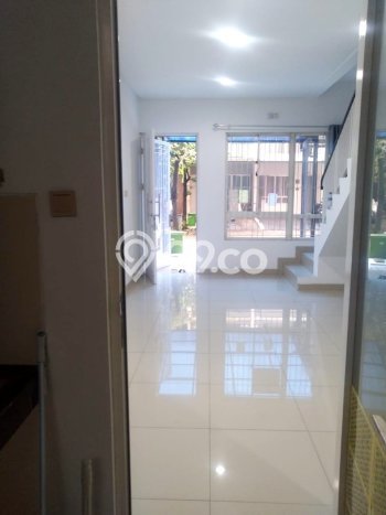 For Sale Hunian Rumah Terawat 2 KT di BSD City, Tangerang For Sale Hunian Rumah Terawat 2 KT di BSD City, Tangerang