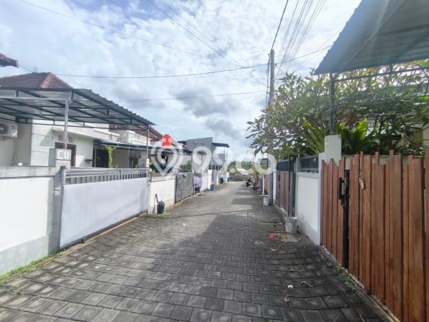 Jarang Ada! Rumah Kontrakan 2 Kamar Bagus Siap Huni Benoa Jarang Ada! Rumah Kontrakan 2 Kamar Bagus Siap Huni Benoa