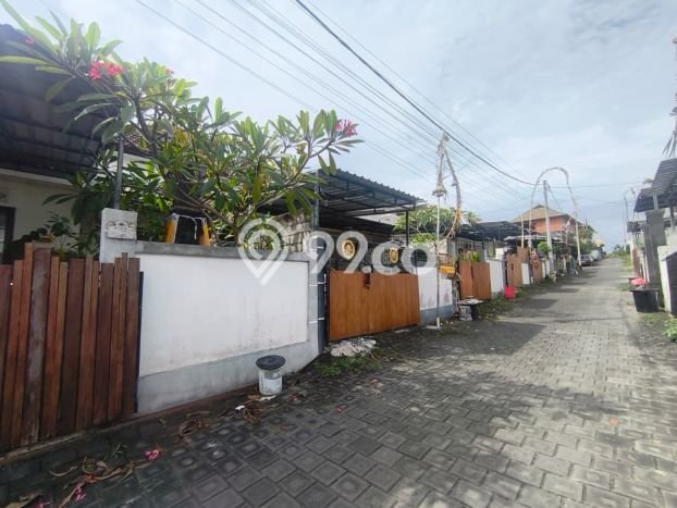 Jarang Ada! Rumah Kontrakan 2 Kamar Bagus Siap Huni Benoa Jarang Ada! Rumah Kontrakan 2 Kamar Bagus Siap Huni Benoa