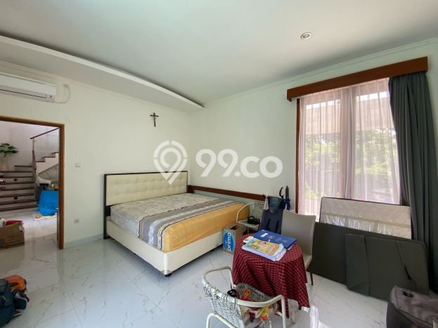 AREA PREMIUM! Vila Kawasan , Ukuran 200m2m², Dekat fasilitas kota AREA PREMIUM! Vila Kawasan , Ukuran 200m2m², Dekat fasilitas kota