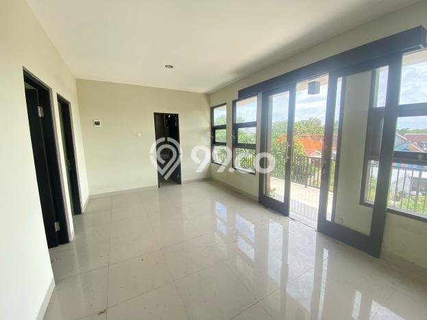 Hunian Elit LB 150m2 Siap Huni Desain Elegan di Benoa, Badung Hunian Elit LB 150m2 Siap Huni Desain Elegan di Benoa, Badung