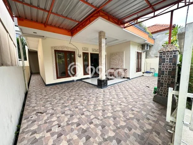 Disewakan! Rumah 4 Kamar Tidur &
2 Kamar Mandi di Jimbaran, Badung Disewakan! Rumah 4 Kamar Tidur &
2 Kamar Mandi di Jimbaran, Badung