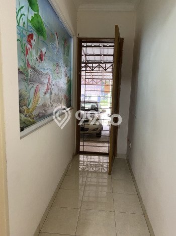 Rumah Mewah Siap Huni LT 162m2 di BSD, Tangerang Selatan Rumah Mewah Siap Huni LT 162m2 di BSD, Tangerang Selatan