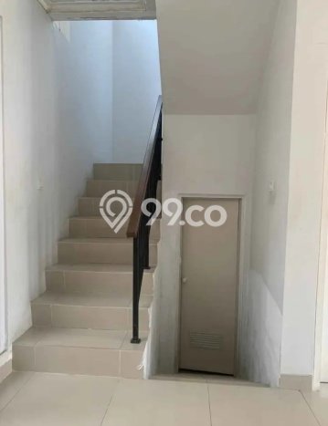 For Sale Hunian Rumah Terawat 3 KT di Gading Serpong, Tangerang For Sale Hunian Rumah Terawat 3 KT di Gading Serpong, Tangerang