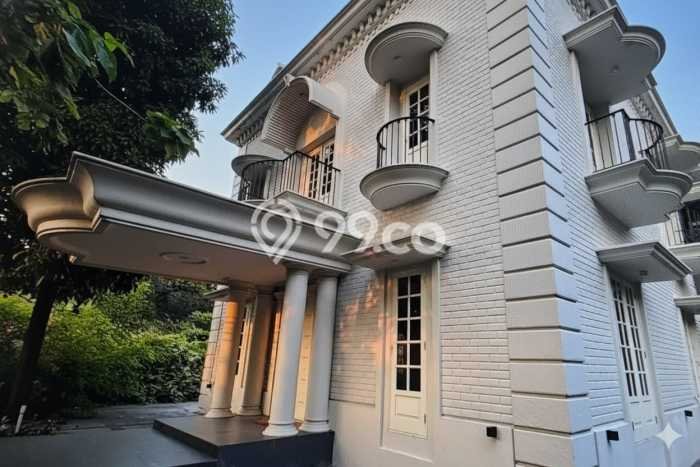 Hunian Elit LB 500m2 Siap Pakai Desain Elegan di Pondok Indah, Jakarta Selatan Hunian Elit LB 500m2 Siap Pakai Desain Elegan di Pondok Indah, Jakarta Selatan