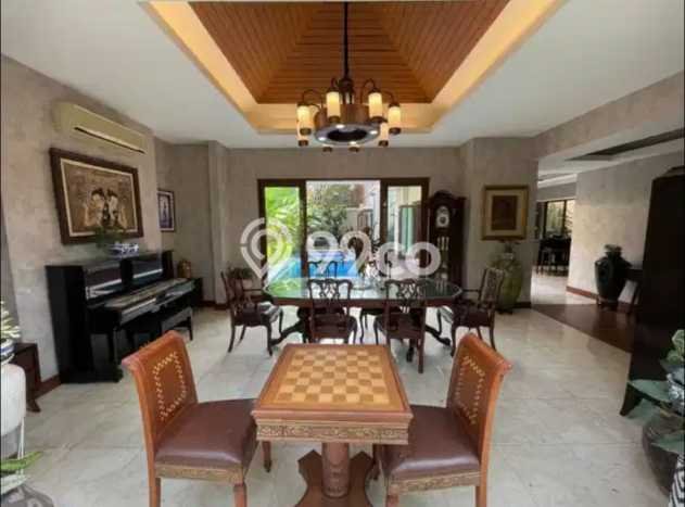 Dijual Rumah Luas Elegan Dengan View Eksklusif di Kemang, Jakarta Selatan Dijual Rumah Luas Elegan Dengan View Eksklusif di Kemang, Jakarta Selatan