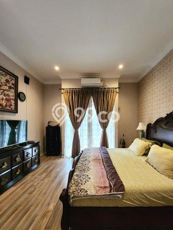 Siap Huni Hunian Elit 6 Kamar di Kebayoran Lama Dekat ke Mana Saja Siap Huni Hunian Elit 6 Kamar di Kebayoran Lama Dekat ke Mana Saja