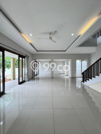 Hunian Elit LB 500m2 Siap Huni Desain Elegan di Kemang, Jakarta Selatan Hunian Elit LB 500m2 Siap Huni Desain Elegan di Kemang, Jakarta Selatan