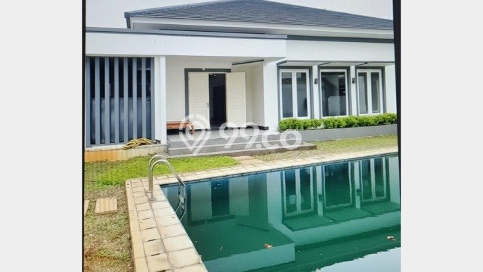 Rumah Luxury Modern Tanpa Renovasi di Kemang Jakarta Selatan Rumah Luxury Modern Tanpa Renovasi di Kemang Jakarta Selatan