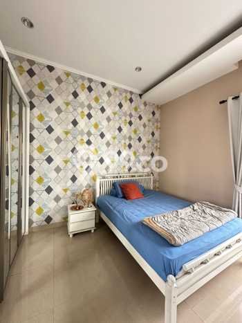 Rumah Elit Modern Siap Huni di BSD City Tangerang Rumah Elit Modern Siap Huni di BSD City Tangerang