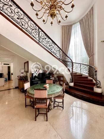 Dijual Rumah Luas Elegan Dengan View Eksklusif di Pondok Indah, Jakarta Selatan Dijual Rumah Luas Elegan Dengan View Eksklusif di Pondok Indah, Jakarta Selatan