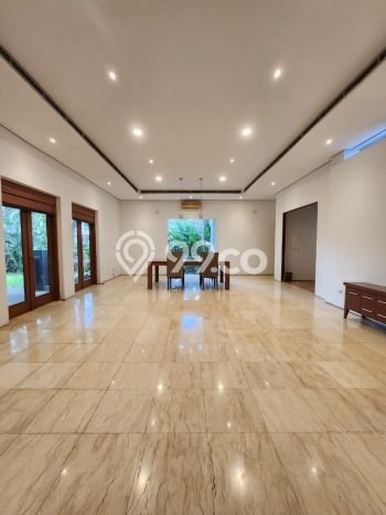 Rumah Luxury Modern Tanpa Renovasi di Bintaro Tangerang Selatan Rumah Luxury Modern Tanpa Renovasi di Bintaro Tangerang Selatan