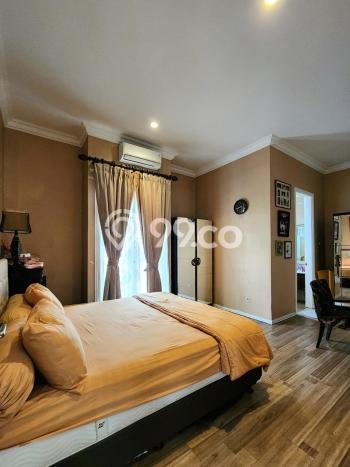 Siap Huni Hunian Elit 6 Kamar di Kebayoran Lama Dekat ke Mana Saja Siap Huni Hunian Elit 6 Kamar di Kebayoran Lama Dekat ke Mana Saja