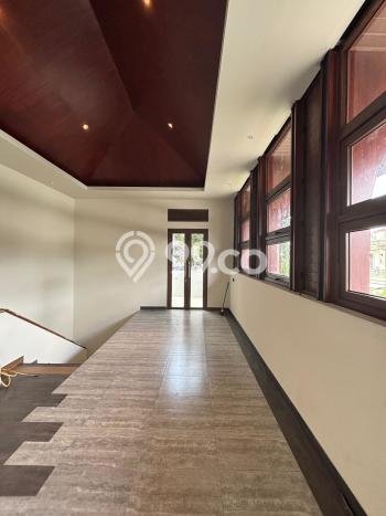 Hunian Mewah LB 250m2 Siap Huni Desain Elegan di Sektor 9-Bintaro, Tangerang Selatan Hunian Mewah LB 250m2 Siap Huni Desain Elegan di Sektor 9-Bintaro, Tangerang Selatan