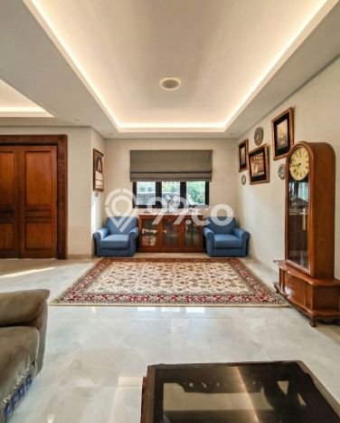 Rumah Eksklusif Siap Huni LT 236m2 di Kebayoran Baru, Jakarta Selatan Rumah Eksklusif Siap Huni LT 236m2 di Kebayoran Baru, Jakarta Selatan