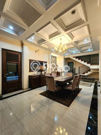 Hunian Elit LB 230m2 Siap Pakai Desain Elegan di Lenteng Agung, Jakarta Selatan Hunian Elit LB 230m2 Siap Pakai Desain Elegan di Lenteng Agung, Jakarta Selatan