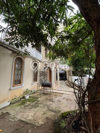 Rumah Luxury Modern Tanpa Renovasi di Bintaro Tangerang Selatan Rumah Luxury Modern Tanpa Renovasi di Bintaro Tangerang Selatan