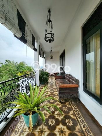 Rumah Elit Modern Tanpa Renovasi di Sentul City Bogor Rumah Elit Modern Tanpa Renovasi di Sentul City Bogor