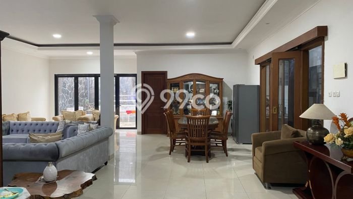 Jual Rumah Mewah Elegan Dengan View Eksklusif di Meruya, Jakarta Barat Jual Rumah Mewah Elegan Dengan View Eksklusif di Meruya, Jakarta Barat
