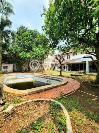 Rumah Mewah LB 600m2 Siap Pakai Desain Elegan di Kemang, Jakarta Selatan Rumah Mewah LB 600m2 Siap Pakai Desain Elegan di Kemang, Jakarta Selatan
