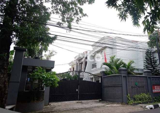 Dijual Rumah Luas Elegan Dengan View Cantik di Lebak Bulus, Jakarta Selatan Dijual Rumah Luas Elegan Dengan View Cantik di Lebak Bulus, Jakarta Selatan