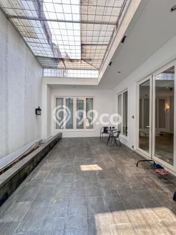 Rumah Elit LB 260m2 Siap Huni Desain Elegan di Senopati, Jakarta Selatan Rumah Elit LB 260m2 Siap Huni Desain Elegan di Senopati, Jakarta Selatan
