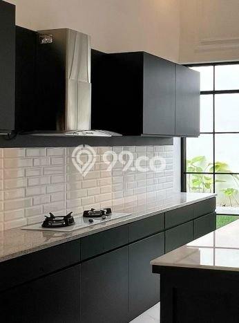 Dijual Rumah Premium dengan Fasilitas Sekitar Lengkap di Cilandak, Jakarta Selatan Dijual Rumah Premium dengan Fasilitas Sekitar Lengkap di Cilandak, Jakarta Selatan