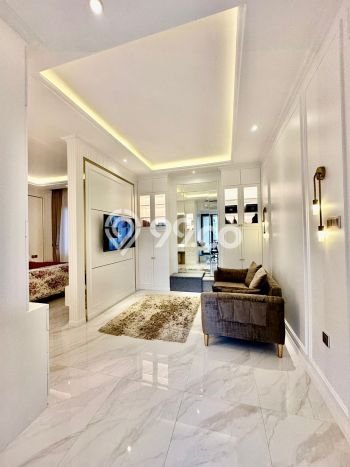 Siap Huni Hunian Elit 5 Kamar di Cilandak Dekat ke Mana Pun Siap Huni Hunian Elit 5 Kamar di Cilandak Dekat ke Mana Pun