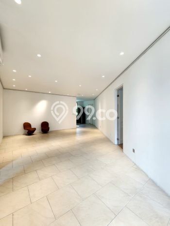 Disewakan! Rumah 5 Kamar Tidur &
5 Kamar Mandi di SCBD, Jakarta Selatan Disewakan! Rumah 5 Kamar Tidur &
5 Kamar Mandi di SCBD, Jakarta Selatan