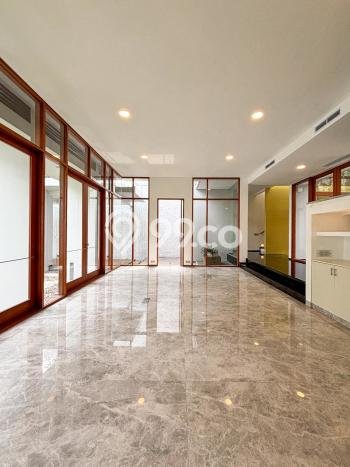 Rumah Luxury Modern Siap Huni di Pondok Indah Jakarta Selatan Rumah Luxury Modern Siap Huni di Pondok Indah Jakarta Selatan