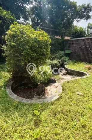 Rumah Eksklusif Siap Huni LT 942m2 di Kebayoran Lama, Jakarta Selatan Rumah Eksklusif Siap Huni LT 942m2 di Kebayoran Lama, Jakarta Selatan