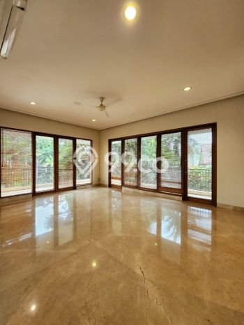 Rumah Bagus Siap Pakai Di Cilandak Luas 750m2 Aman Rumah Bagus Siap Pakai Di Cilandak Luas 750m2 Aman