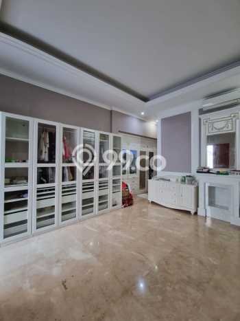 Rumah Elit Modern Siap Huni di Pondok Indah Jakarta Selatan Rumah Elit Modern Siap Huni di Pondok Indah Jakarta Selatan