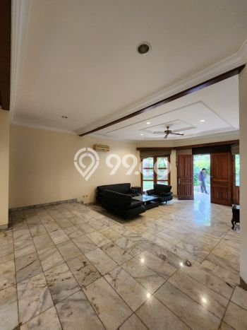 Jual Rumah Mewah Megah Dengan View Eksklusif di Kemang, Jakarta Selatan Jual Rumah Mewah Megah Dengan View Eksklusif di Kemang, Jakarta Selatan