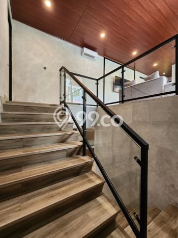 For Sale! Premium House LT 260m2 Desain Modern di Pondok Indah For Sale! Premium House LT 260m2 Desain Modern di Pondok Indah