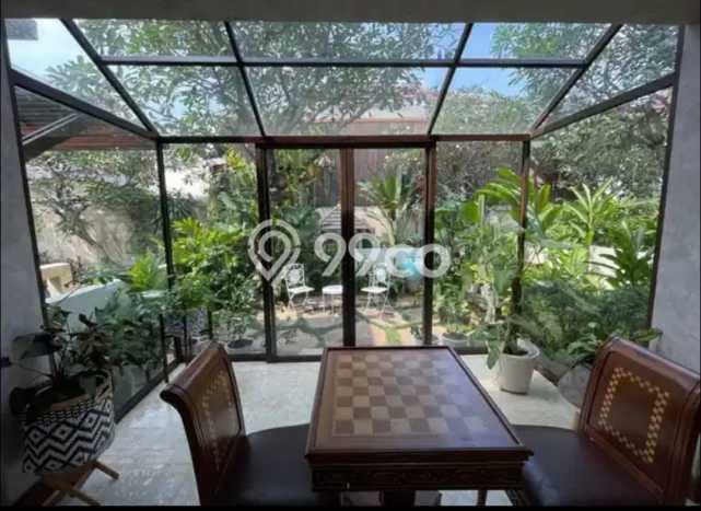 Dijual Rumah Luas Elegan Dengan View Eksklusif di Kemang, Jakarta Selatan Dijual Rumah Luas Elegan Dengan View Eksklusif di Kemang, Jakarta Selatan