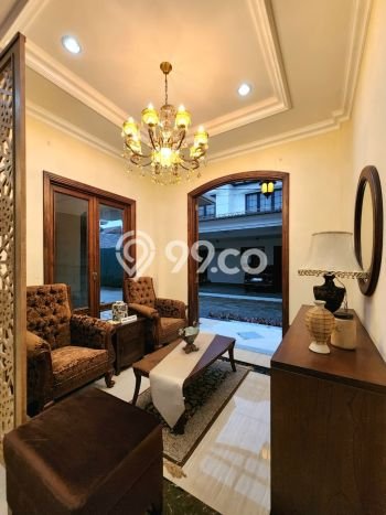 Hunian Elit LB 230m2 Siap Pakai Desain Elegan di Lenteng Agung, Jakarta Selatan Hunian Elit LB 230m2 Siap Pakai Desain Elegan di Lenteng Agung, Jakarta Selatan