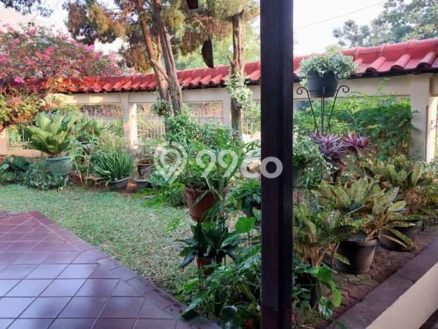 Rumah Elit Modern Siap Huni di Pondok Indah Jakarta Selatan Rumah Elit Modern Siap Huni di Pondok Indah Jakarta Selatan
