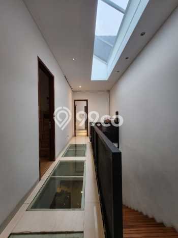 Dijual Rumah Luas Megah Dengan View Cantik di Veteran, Jakarta Selatan Dijual Rumah Luas Megah Dengan View Cantik di Veteran, Jakarta Selatan