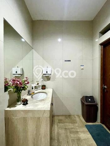 Ruko Dijual di Tangerang Selatan LT 363m2 & LB 232m2 Lokasi Terbaik! Ruko Dijual di Tangerang Selatan LT 363m2 & LB 232m2 Lokasi Terbaik!