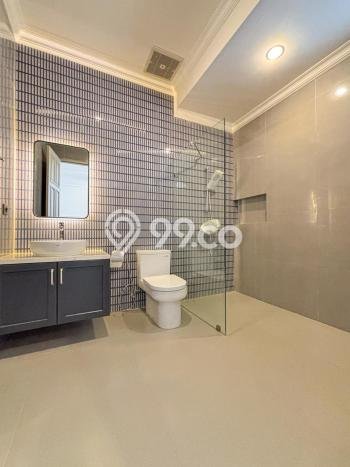 Ready to Use! Luxury House LT 519m2 Desain Modern di Bintaro Ready to Use! Luxury House LT 519m2 Desain Modern di Bintaro