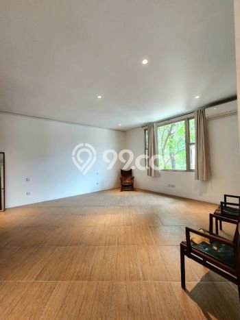 Disewakan! Rumah 5 Kamar Tidur &
5 Kamar Mandi di SCBD, Jakarta Selatan Disewakan! Rumah 5 Kamar Tidur &
5 Kamar Mandi di SCBD, Jakarta Selatan