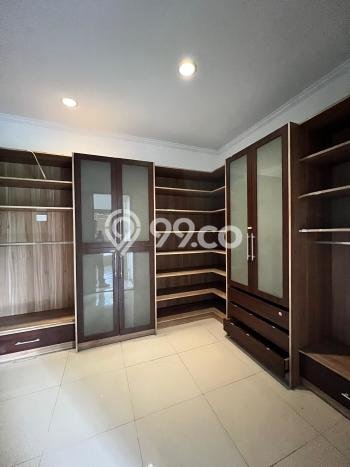 Rumah Elit Modern Tanpa Renovasi di Kemang Jakarta Selatan Rumah Elit Modern Tanpa Renovasi di Kemang Jakarta Selatan