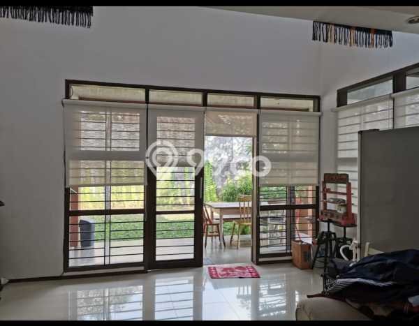 Ready to Use! Luxury House LT 300m2 Desain Elegan di Cirendeu Ready to Use! Luxury House LT 300m2 Desain Elegan di Cirendeu