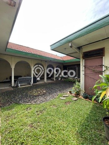 Siap Huni Rumah Mewah 9 Kamar di Kebayoran Lama Dekat ke Mana Pun Siap Huni Rumah Mewah 9 Kamar di Kebayoran Lama Dekat ke Mana Pun