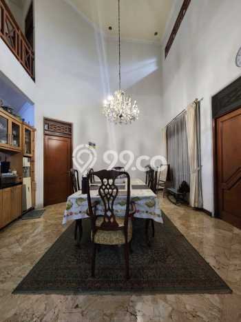 Ready to Use! Luxury House LT 480m2 Desain Modern di Ampera Ready to Use! Luxury House LT 480m2 Desain Modern di Ampera