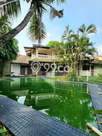 Jual Rumah Mewah Megah Dengan View Eksklusif di Kemang, Jakarta Selatan Jual Rumah Mewah Megah Dengan View Eksklusif di Kemang, Jakarta Selatan