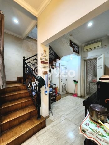 For Sale Rumah Elit Exclusive di Cilandak, Jakarta Selatan For Sale Rumah Elit Exclusive di Cilandak, Jakarta Selatan