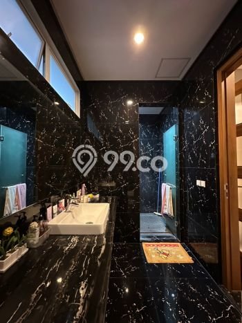 Hunian Mewah LB 600m2 Siap Huni Desain Elegan di Pondok Indah, Jakarta Selatan Hunian Mewah LB 600m2 Siap Huni Desain Elegan di Pondok Indah, Jakarta Selatan